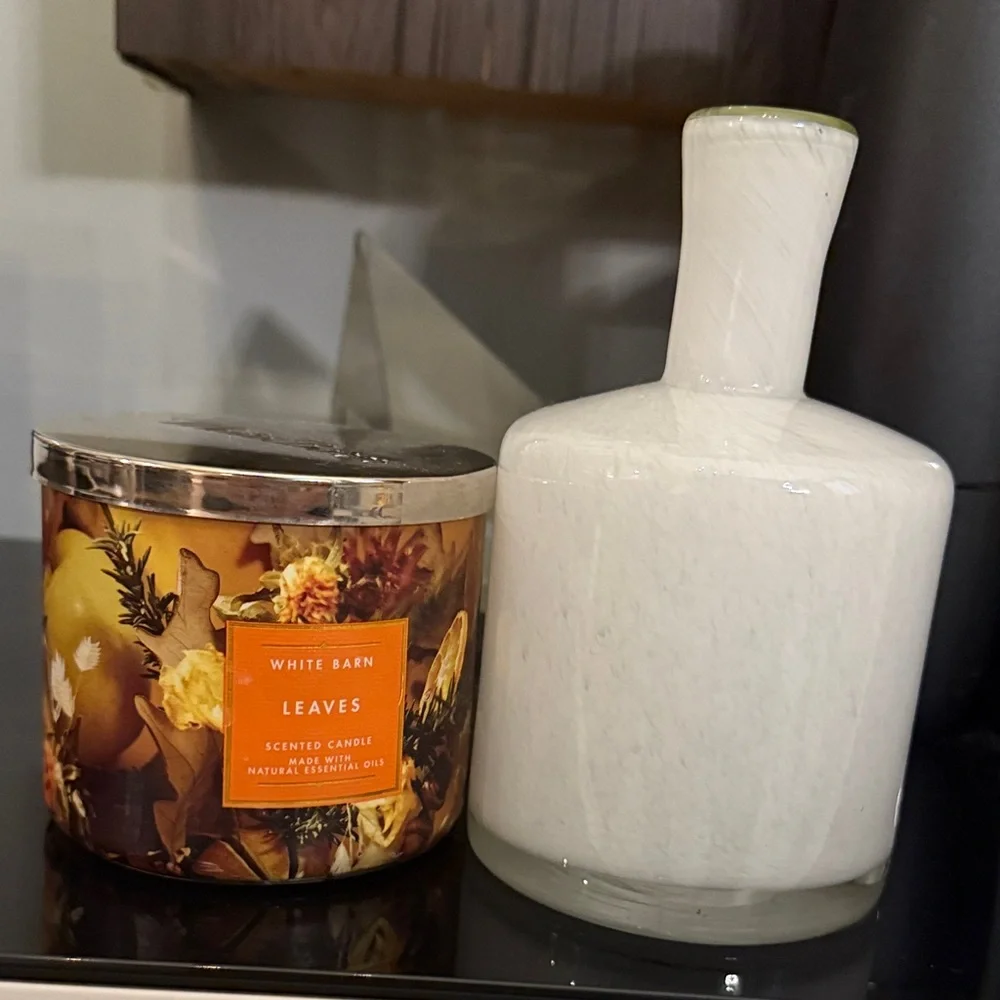 Lafco White diffuser vase